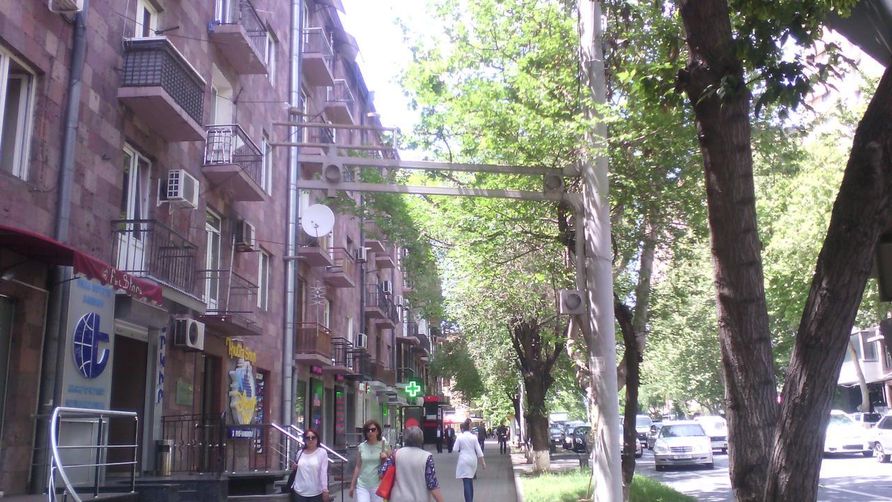 Apartments On Sayat-Nova 14 Erivan Dış mekan fotoğraf